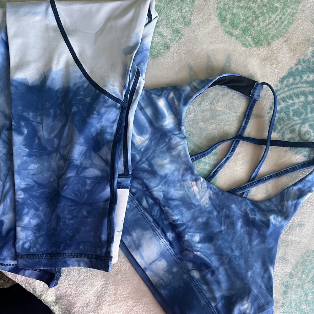 Matching bra and crop leggings